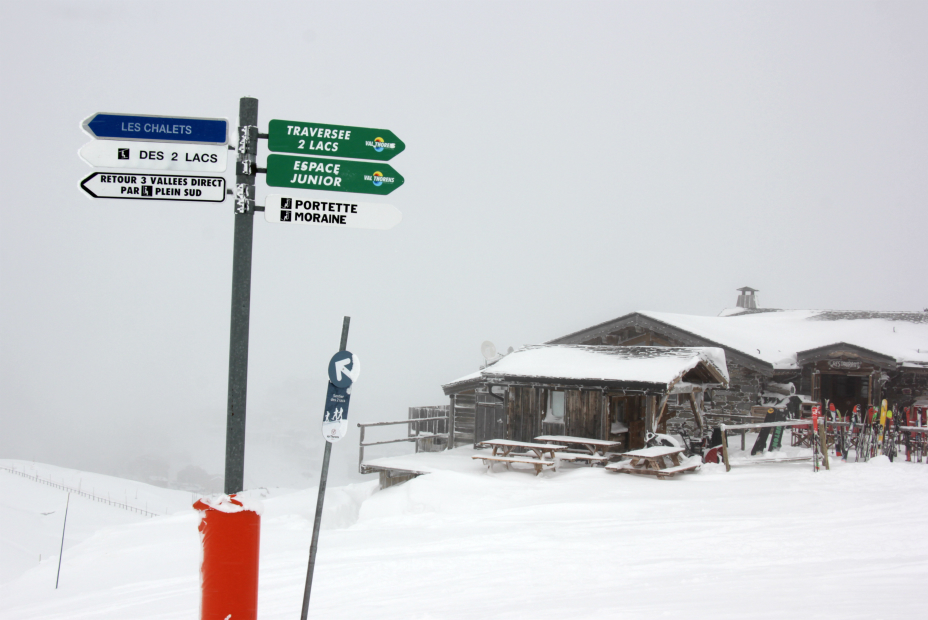 Les Chalets sign, Val Thorens