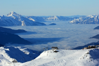 Mont de la Chambre and sea of cloud