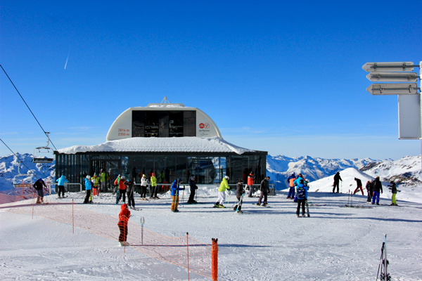Top of the Moraine telecabine