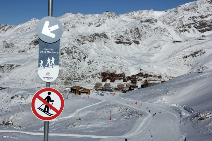 Walking path in Val Thorens Moutiere walking path in Val Thorens