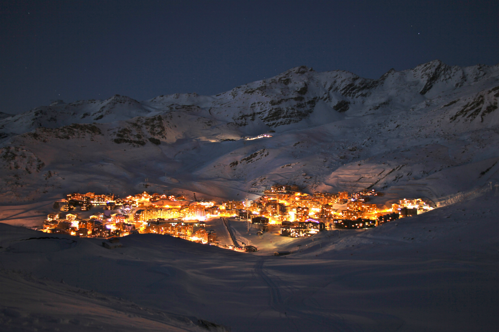 Evening view of Val Thorens, 26th November 2016