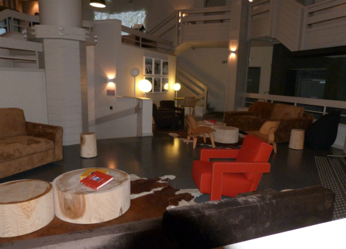 Hotel le Val Thorens, central lobby